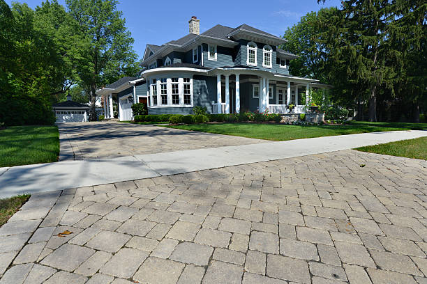 Best Driveway Pavers Contractor  in Como, MS